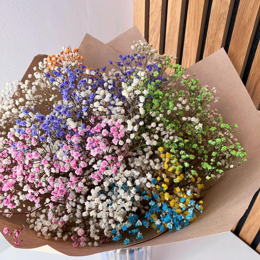 Kytice ze stabilizované gypsophily barevná