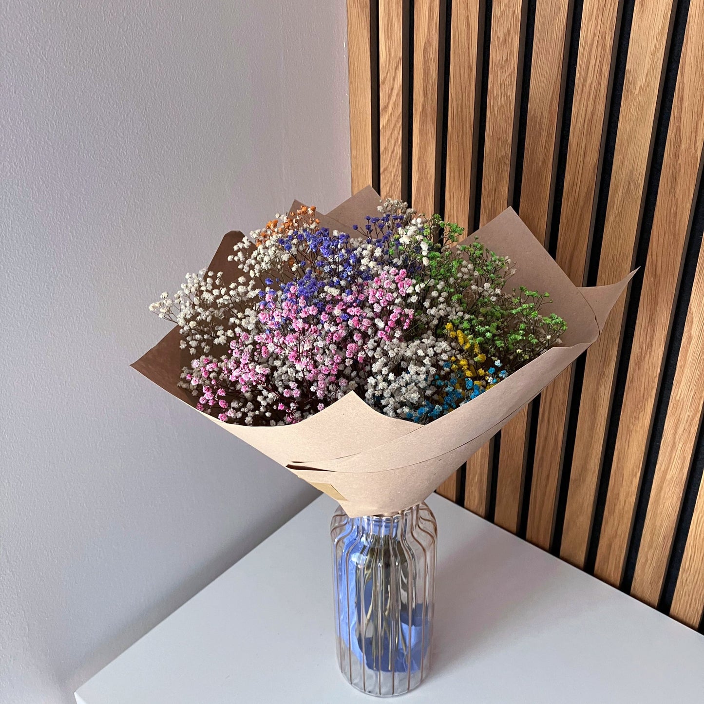 Kytice ze stabilizované gypsophily barevná