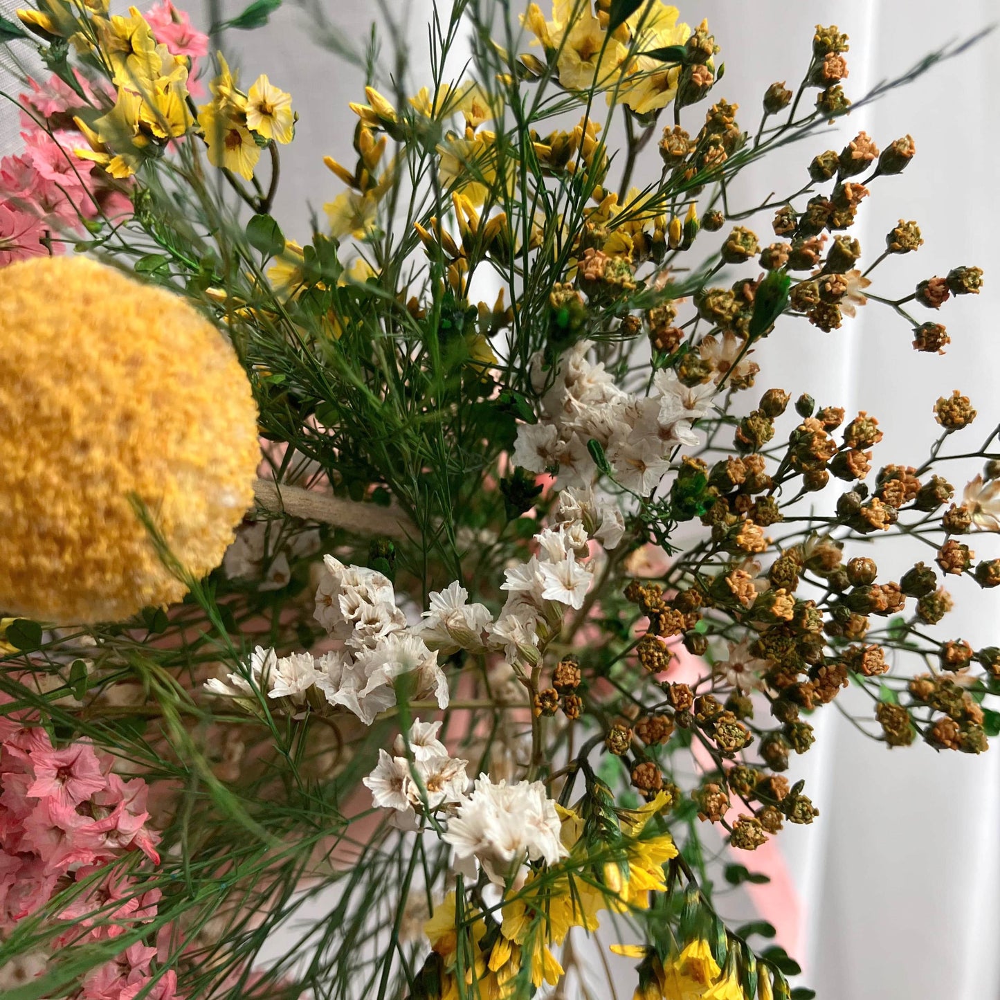 Minikytice ze stabilizovaných květin Rozkvetlá louka, detail