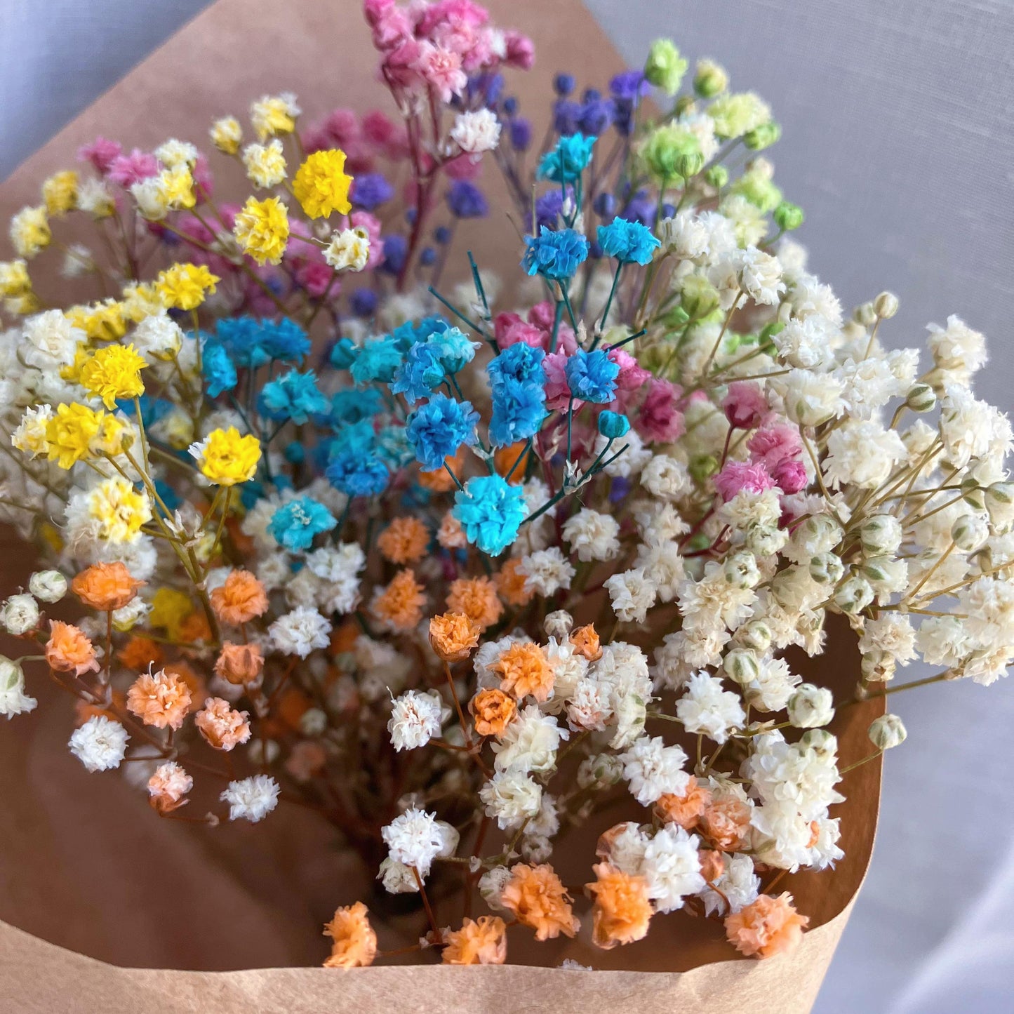 Stabilizovaná minikytice Duha v oblacích barevná