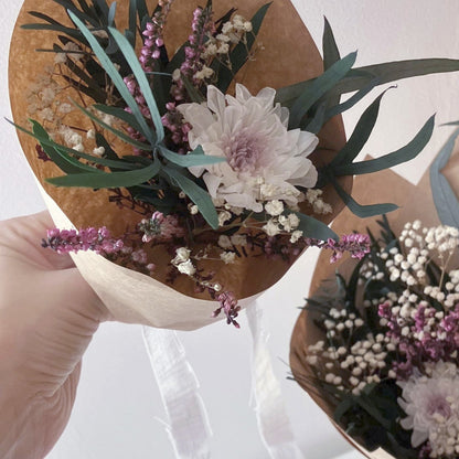 Stabilizovaná minikytice "Rosa v trávě"