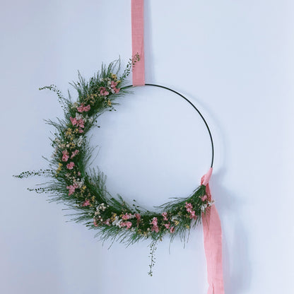 Věnec ze stabilizovaných květin Rozkvetlá louka